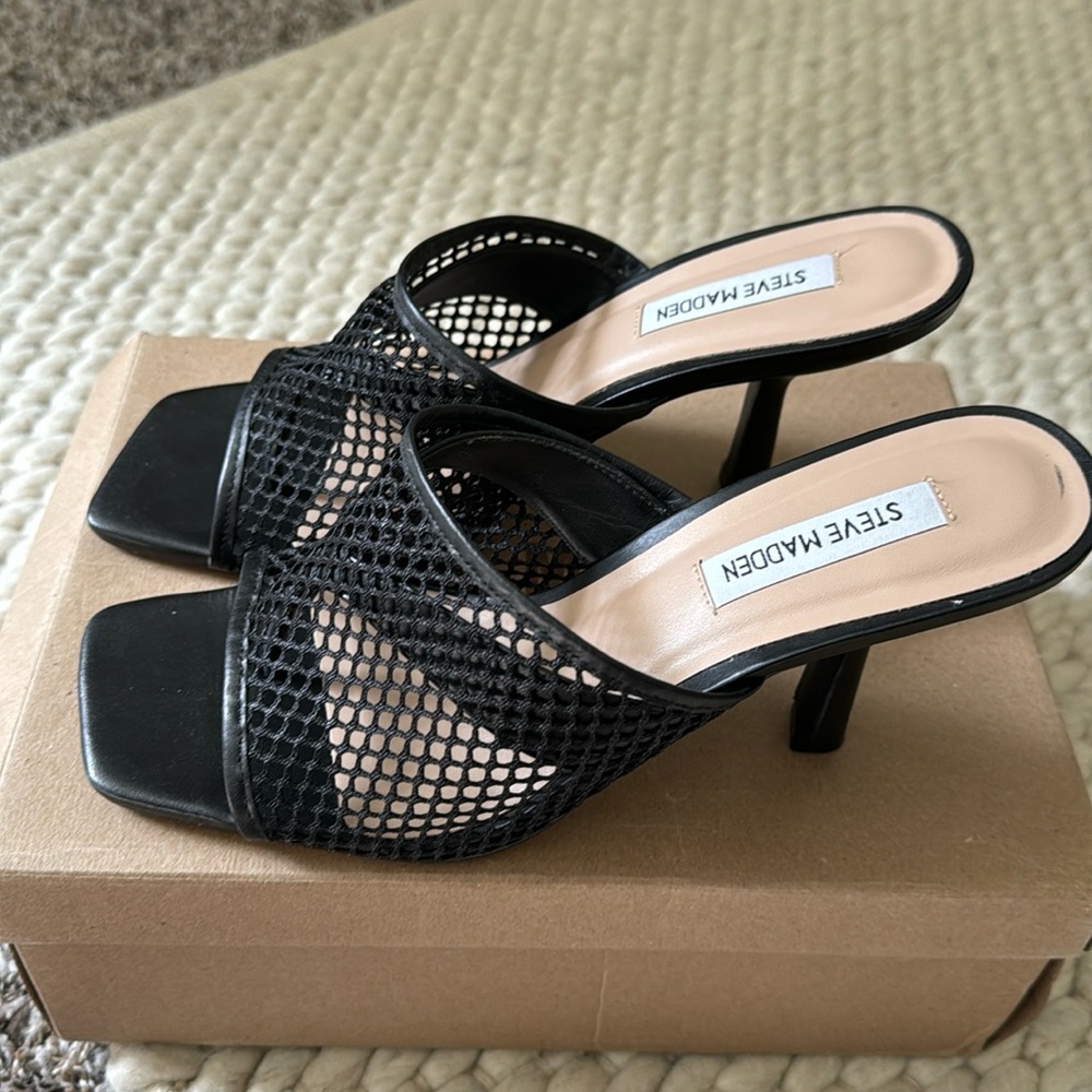 Steve Madden Women's View Mesh Square Toe Dress Mules